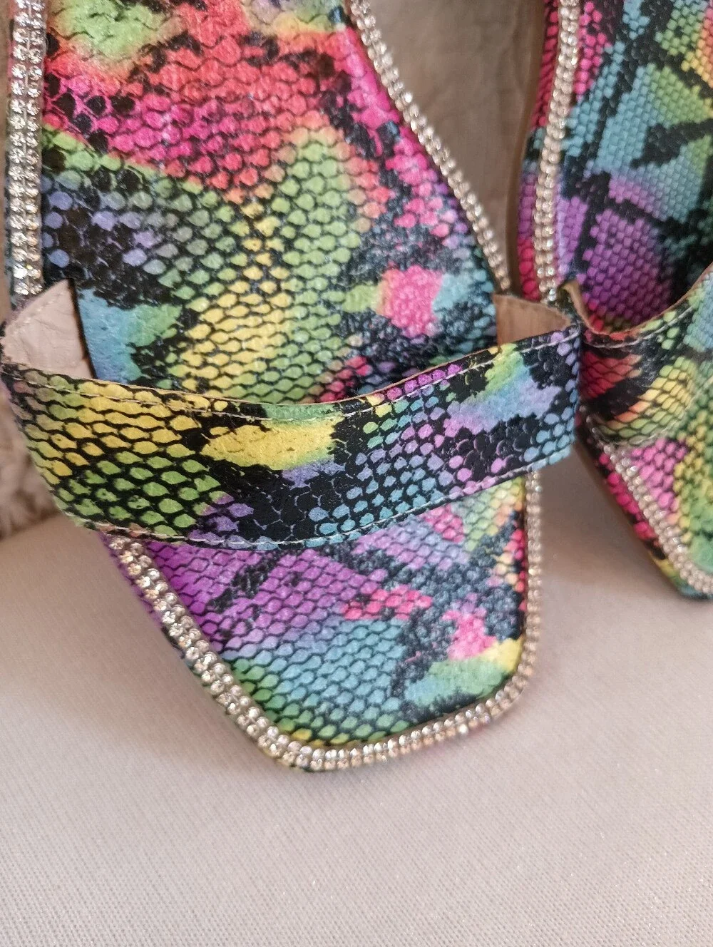 Liliana Neon Snake-Print Rhinestone Trim Flat Sandals Colorful Rainbow Flats 8